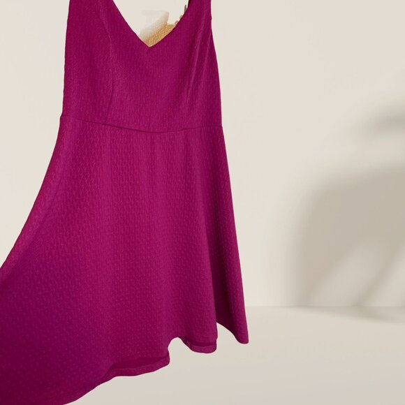 Torrid Magenta Sleeveless V-Neck Fit & Flare Dress Size 1 - Picture 2 of 6